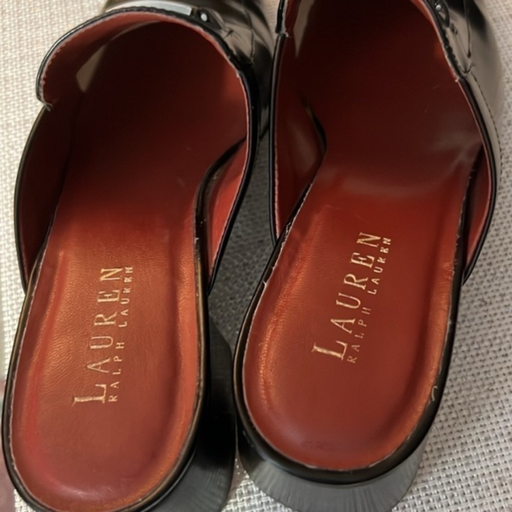Lauren Ralph Lauren ‘Bethel’ Shiny Black Mules w/ Block Heel & Logo Band Sz 8.5B - Picture 5 of 8